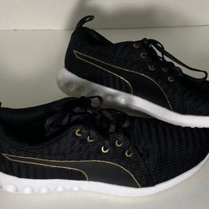 Women Puma's tennis
